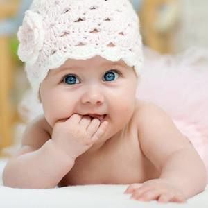 Meet your Posher, Zoya